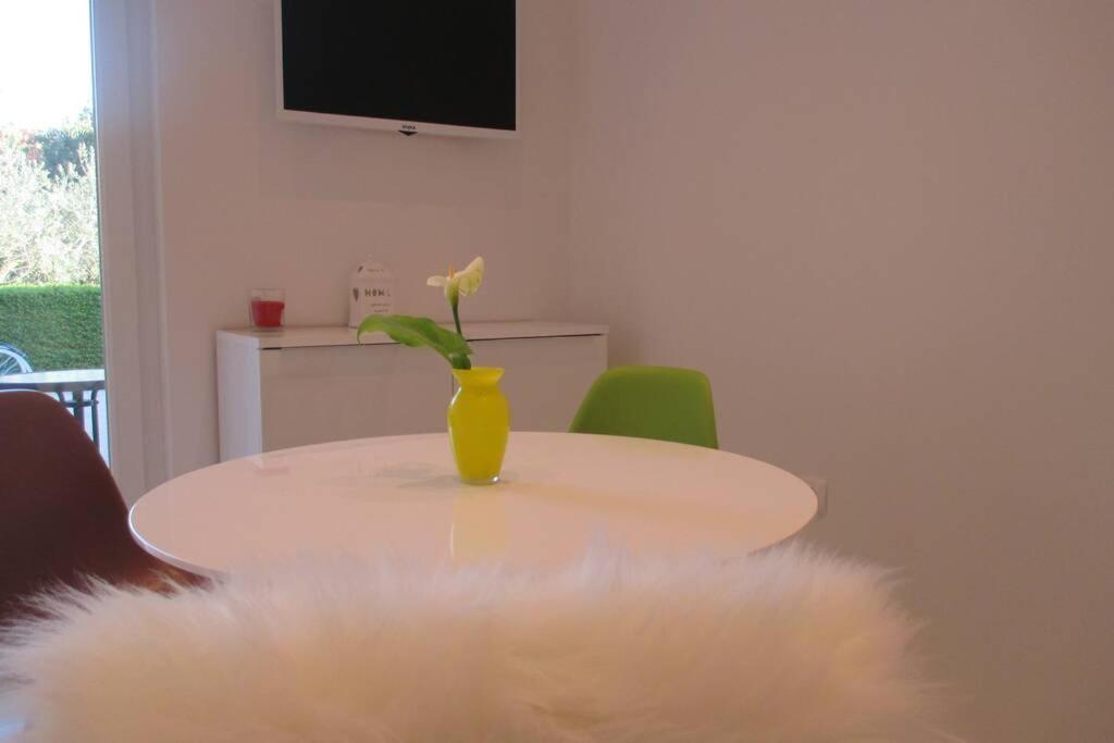 Candy Ap.-Near Center,Bus,Beach+Free Parking Place Zadar Bagian luar foto