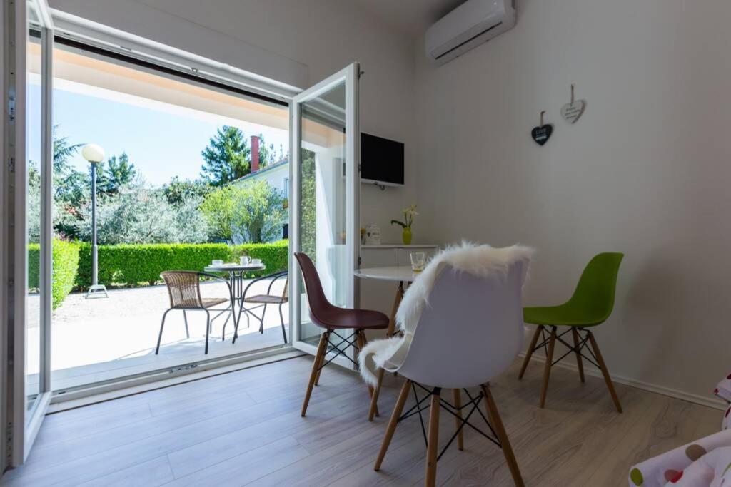 Candy Ap.-Near Center,Bus,Beach+Free Parking Place Zadar Bagian luar foto